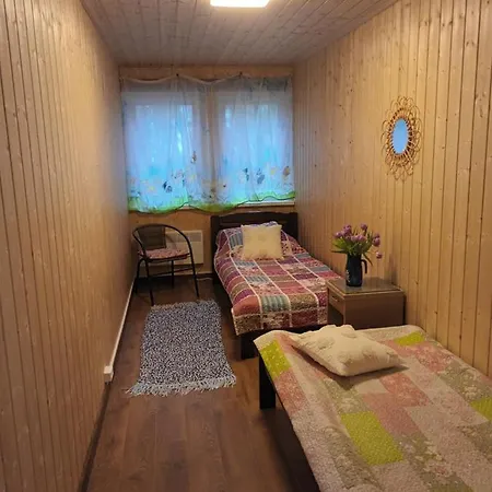 Séjour chez l'habitant Maenni Puhkebaas