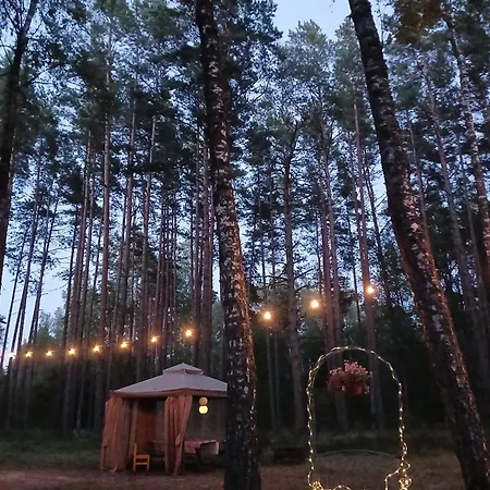 Δωμάτια σε οικογενειακή κατοικία Maenni Puhkebaas *