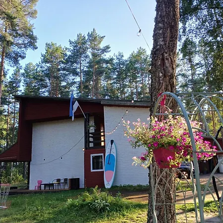 Maenni Puhkebaas Karjamaa