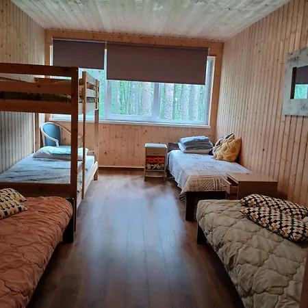 Séjour chez l'habitant Maenni Puhkebaas