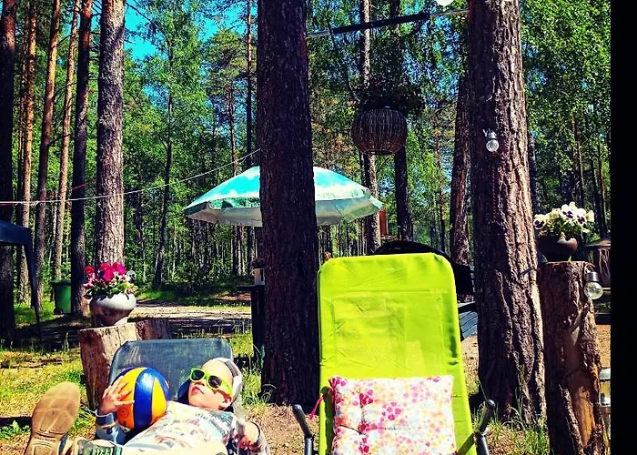 Maenni Puhkebaas * Karjamaa