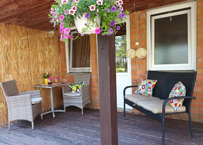 Maenni Puhkebaas * Karjamaa