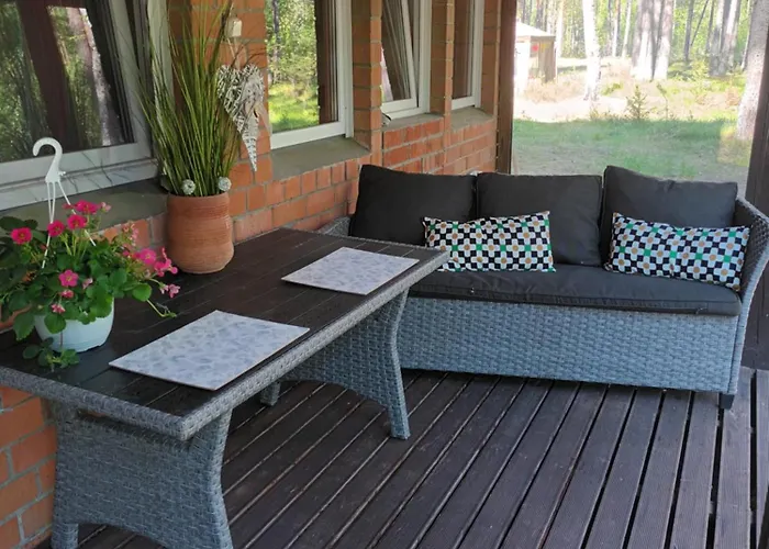 Δωμάτια σε οικογενειακή κατοικία Maenni Puhkebaas