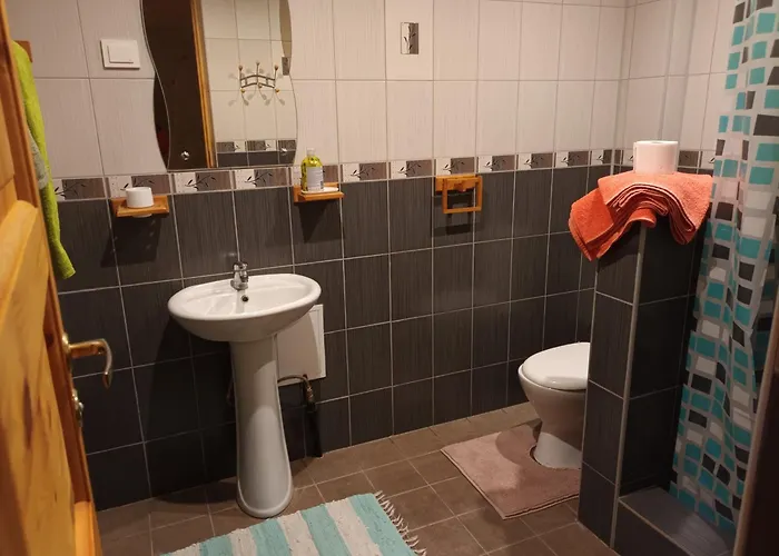 Maenni Puhkebaas Δωμάτια σε οικογενειακή κατοικία